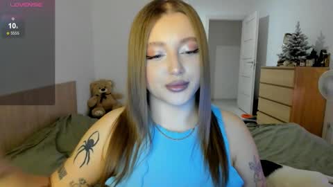 Julia and Julia online show from January 17, 2:28 pm