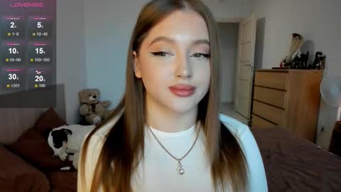 Julia and Julia online show from March 11, 2:29 pm