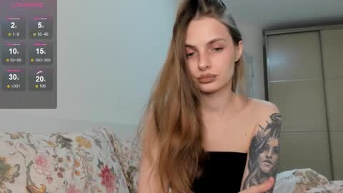 Julia and Julia online show from October 11, 10:03 am