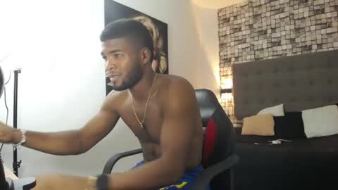 Snapshot of juan_123__ chatting on June 16, 6:10 pm Juan123 online show from June 16, 6:10 pm