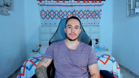 Juan online show from December 4, 10:30 pm