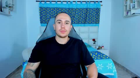 Juan online show from January 26, 3:17 am