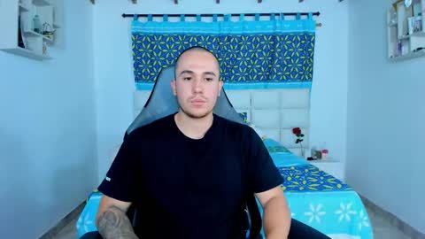 Juan online show from January 26, 11:18 pm