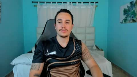 Juan online show from April 22, 8:54 pm