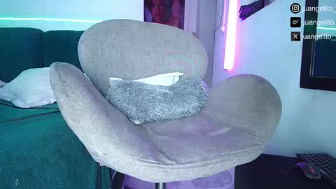 Snapshot of juan_angel69 chatting on September 30, 7:46 am juan angel online show from September 30, 7:46 am