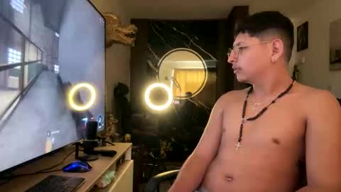 Snapshot of juan_belmont chatting on November 20, 5:23 pm Juan Belmont online show from November 20, 5:23 pm