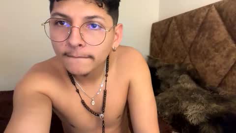 Snapshot of juan_belmont chatting on November 21, 5:33 pm Juan Belmont online show from November 21, 5:33 pm