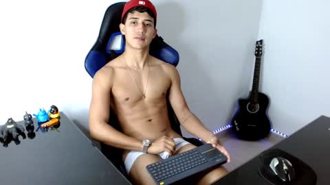 JuanDa online show from December 4, 12:52 am