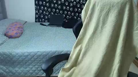 juan_gomez_1 online show from October 30, 9:33 am