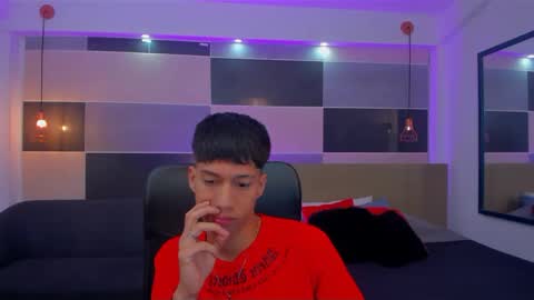 JuanSteven online show from January 4, 12:49 pm