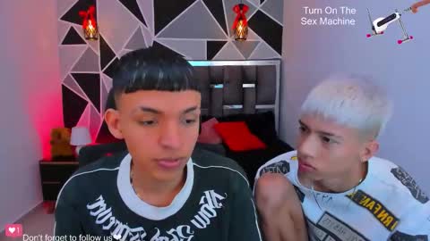 JuanSteven online show from March 20, 3:33 am