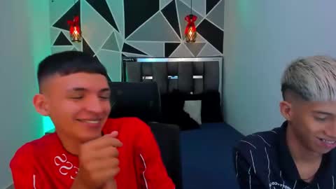 JuanSteven online show from April 23, 2:13 am