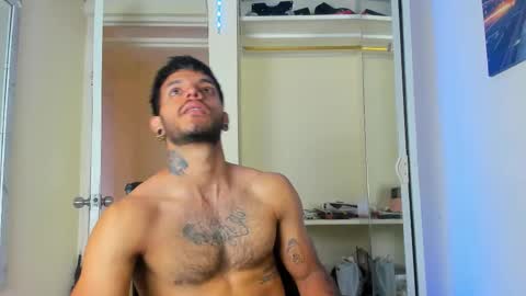 Juan Esteban online show from September 15, 11:54 am