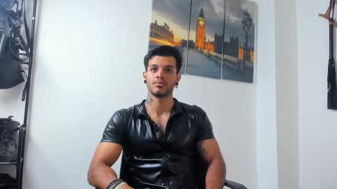 Juan Esteban online show from December 2, 2:23 pm