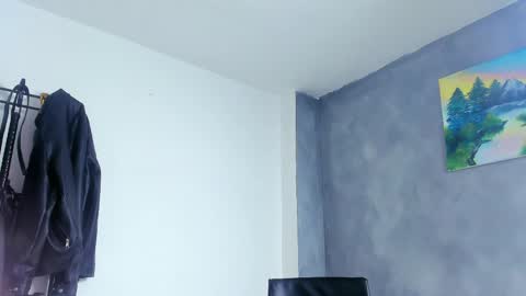 Juan Esteban online show from April 24, 5:37 pm