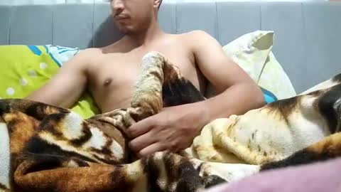 Snapshot of juanc23_371 chatting on April 11, 6:56 pm juanc23_371 online show from April 11, 6:56 pm