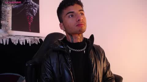 juancamilo66_ online show from December 23, 3:07 am