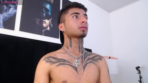 juancamilo66_ online show from February 2, 6:20 pm