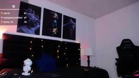 juancamilo66_ online show from February 4, 9:17 am