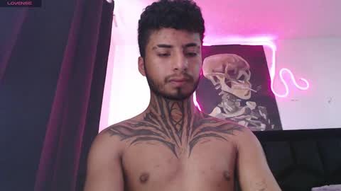 juancamilo66_ online show from September 18, 5:59 pm