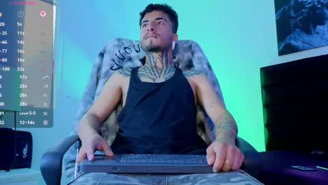 Snapshot of juancamilo66_ chatting on May 6, 2:55 pm juancamilo66_ online show from May 6, 2:55 pm
