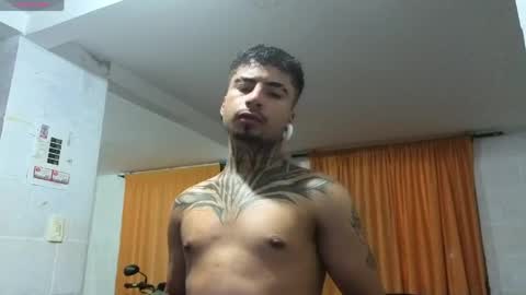 Snapshot of juancamilo66_ chatting on May 10, 2:28 am juancamilo66_ online show from May 10, 2:28 am