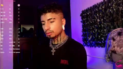 Snapshot of juancamilo66_ chatting on June 6, 2:27 am juancamilo66_ online show from June 6, 2:27 am