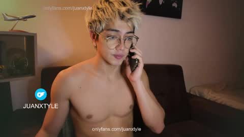 . online show from April 21, 7:39 pm