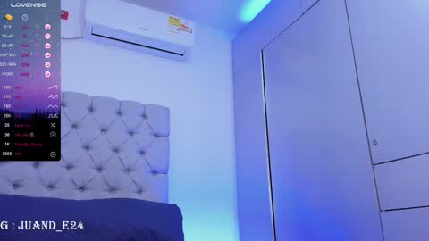 Snapshot of juande_24 chatting on March 10, 3:52 pm independent model online show from March 10, 3:52 pm