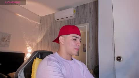 Juan David online show from January 12, 1:49 pm