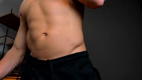 Snapshot of juandres007 chatting on April 28, 3:55 am JUANDRES online show from April 28, 3:55 am