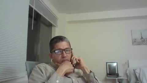 juanearth1 online show from February 28, 12:22 am