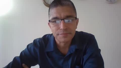 juanearth1 online show from March 12, 9:21 pm