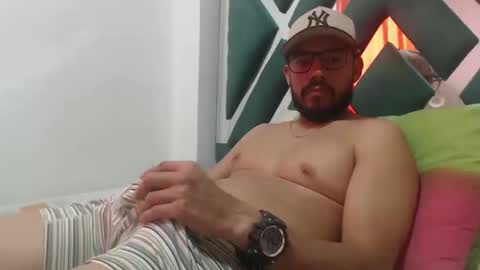 juanfe_style online show from October 1, 2:01 pm