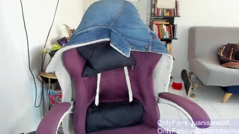 JUANISIMO  online show from April 3, 1:42 pm