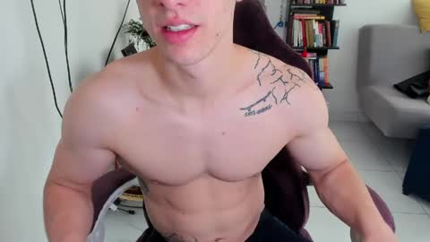 JUANISIMO  online show from April 20, 6:42 pm