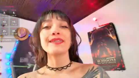 Juanita online show from June 25, 7:29 pm