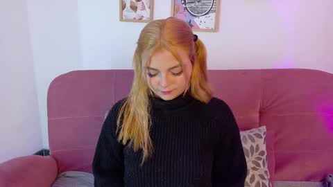 juanita_owens online show from June 8, 11:54 am
