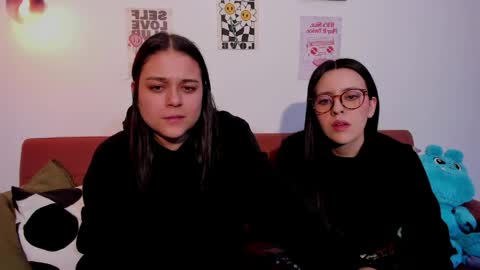 juanitaaa_ online show from June 3, 3:31 am