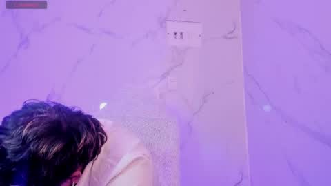 JUAN  online show from April 19, 5:07 am