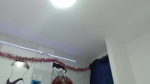 juanse_hot11 online show from January 15, 10:13 pm