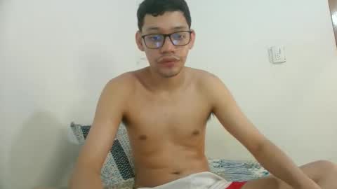 juansuarez204 online show from May 22, 12:40 am