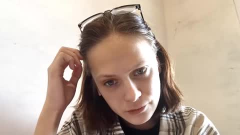 Lulu online show from March 11, 12:16 am