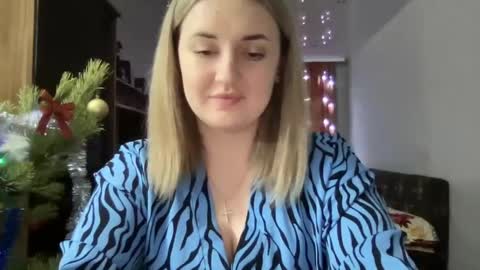 Snapshot of judevalenti chatting on December 21, 5:40 pm JudeValenti online show from December 21, 5:40 pm