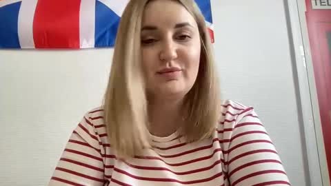 Snapshot of judevalenti chatting on February 21, 8:07 am JudeValenti online show from February 21, 8:07 am