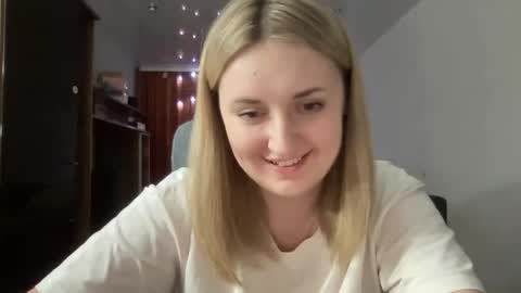 Snapshot of judevalenti chatting on February 21, 4:59 pm JudeValenti online show from February 21, 4:59 pm