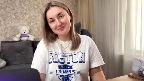 Snapshot of judevalenti chatting on October 17, 5:10 am JudeValenti online show from October 17, 5:10 am