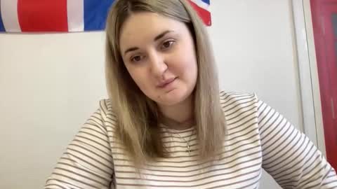 Snapshot of judevalenti chatting on December 4, 9:18 am JudeValenti online show from December 4, 9:18 am