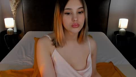 Snapshot of judymiles chatting on February 17, 5:04 am Angelica online show from February 17, 5:04 am