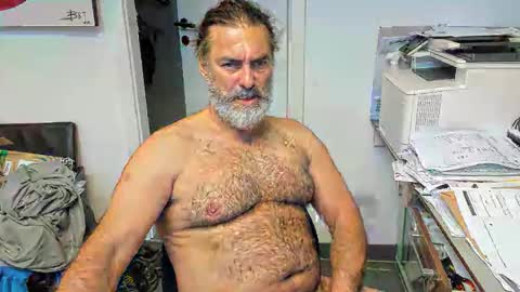 Snapshot of juergenkru chatting on September 12, 2:17 pm Giovanni50pro online show from September 12, 2:17 pm